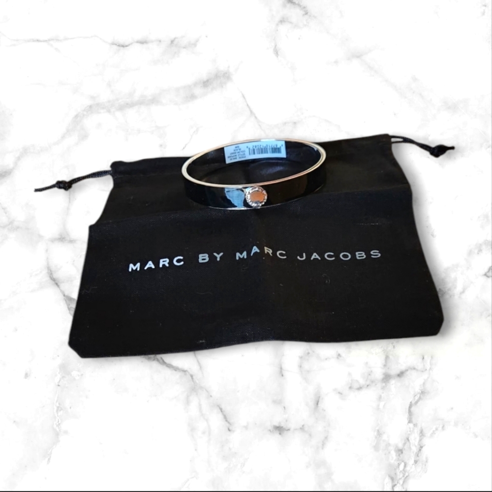 NWT Marc Jacobs Bracelet with Dustbag, S/M Size.